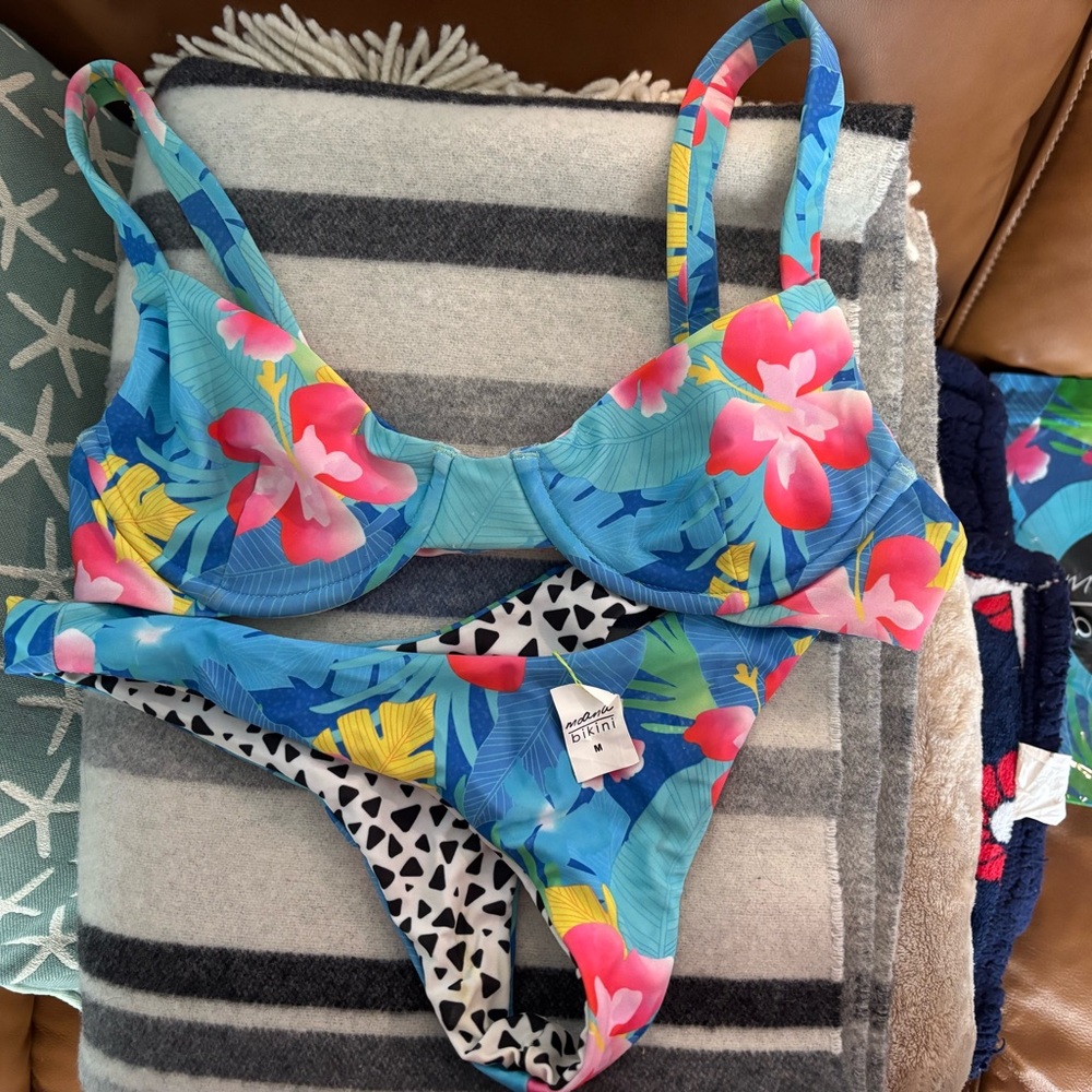 Moana Bikini royal aloha set bottoms NWT